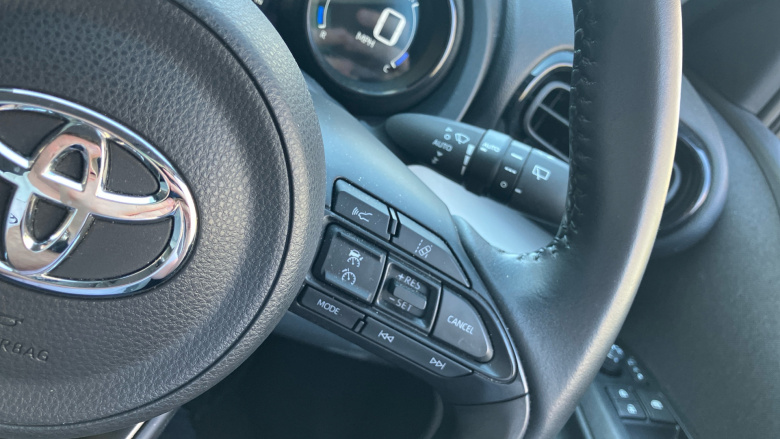 Toyota Yaris 1.5 Hybrid Excel 5dr CVT Hybrid Hatchback